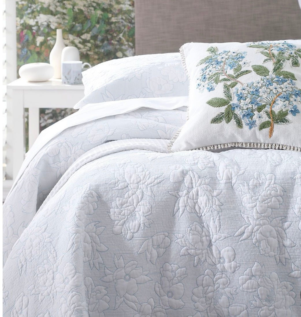 Natasha White and Blue Quilt and Pillowcase Set