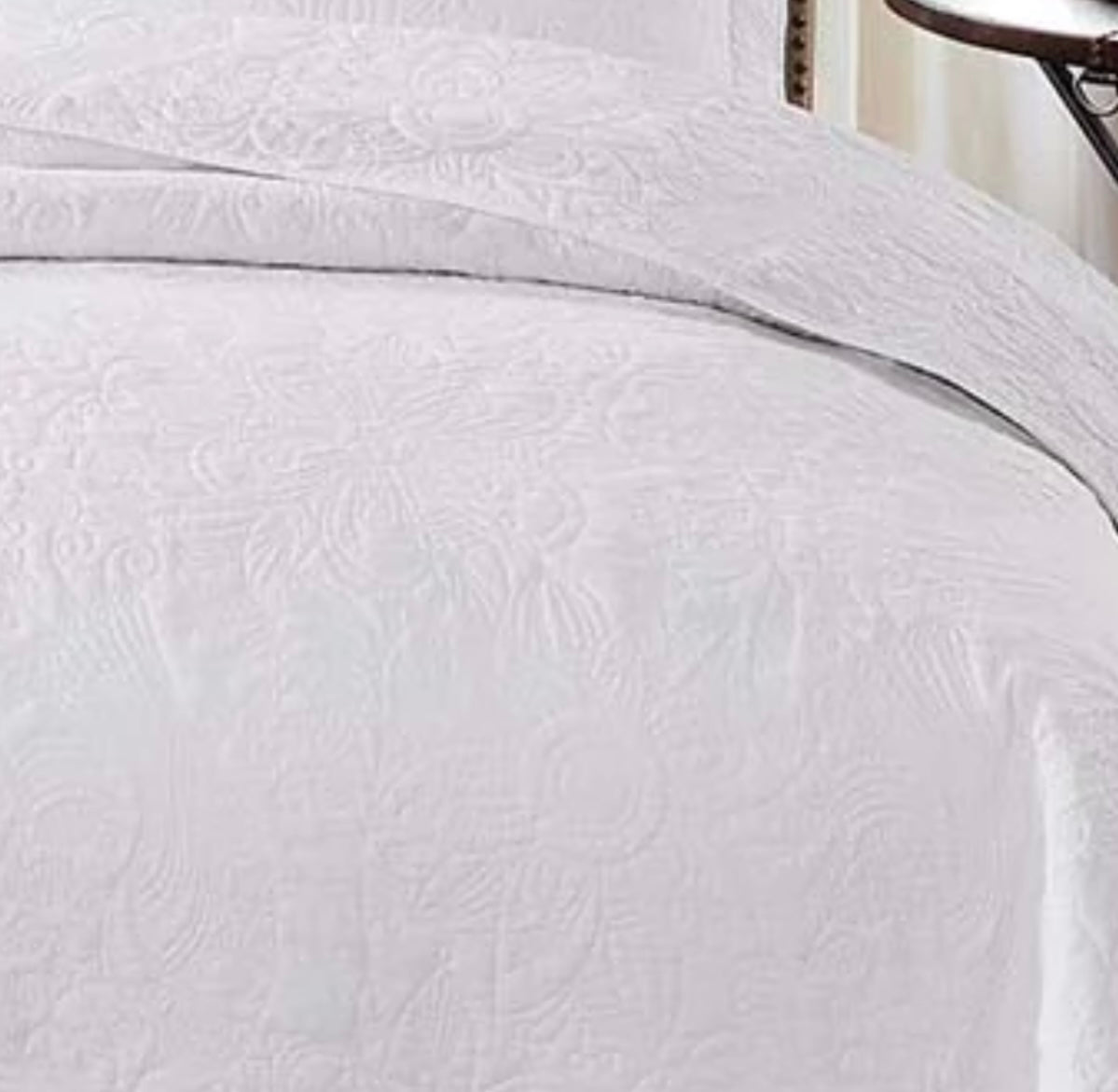 Classic White Quilt or Bedspread and Pillowcase Set